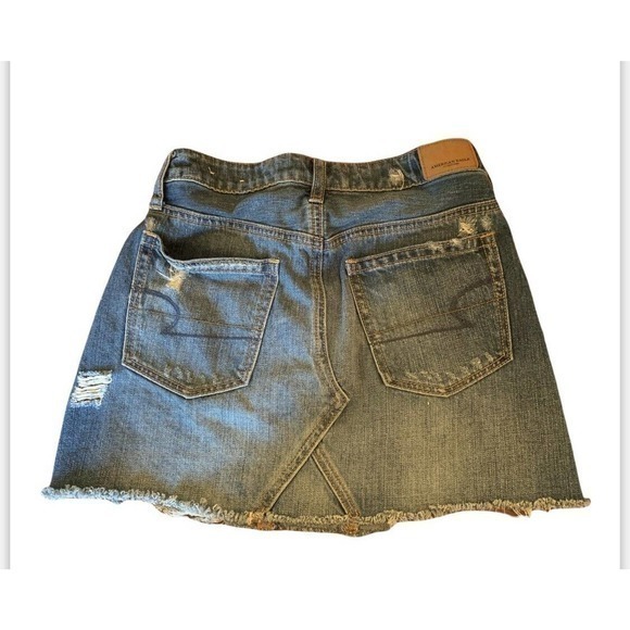 American Eagle‎ Distressed Denim Mini Skirt - Size 0 Button Fly. - Picture 2 of 5
